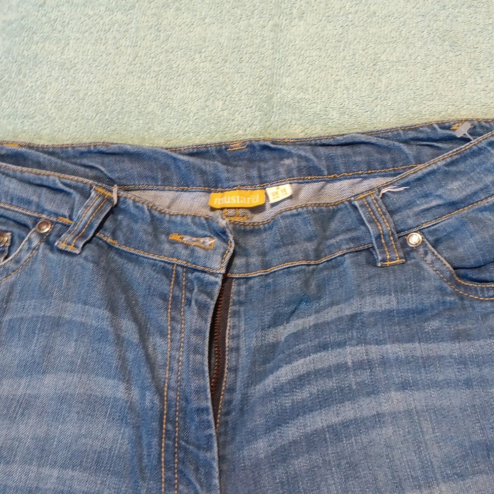 Mustard size 2euro 16 UK 14 us